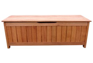 Kissenbox mit Deckel aus Eukalyptus Holz  Im Test